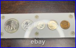 1941 US Proof Set 5 Coin In Capitol Plastic Holder With Velvet Sleeve Protector