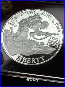 1995-S Silver Proof Set in Red Capital Holder With 1993-W 91-95 WWII Silver PF