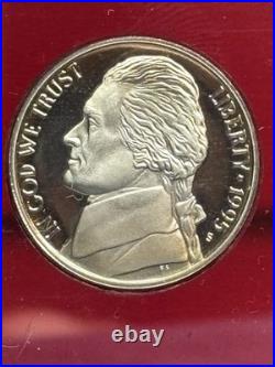 1995-S Silver Proof Set in Red Capital Holder With 1993-W 91-95 WWII Silver PF