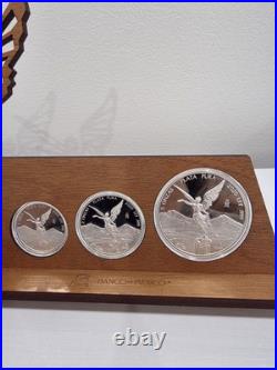 2020 Mexico Libertad Proof 3-Coins Set 1oz/2oz/5oz Proof In Capsule W Base 2020 Mexico Libertad Proof 3-Coins Set 1oz/2oz/5oz Proof In Capsule W Base