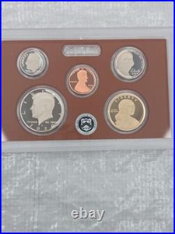 2020 U. S. Mint 10-Coin Proof Set With 2020 Nickel Total of 11 Coins