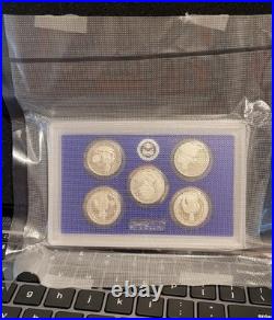 S2025 S US Mint Proof Set 10 Coins with Box & COA 25RG THIS IS A CLAD MINT SET