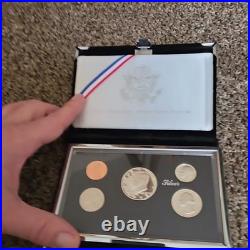 United States Mint Silver Proof & Uncirculated Sets 1992 1976 Bicentennial